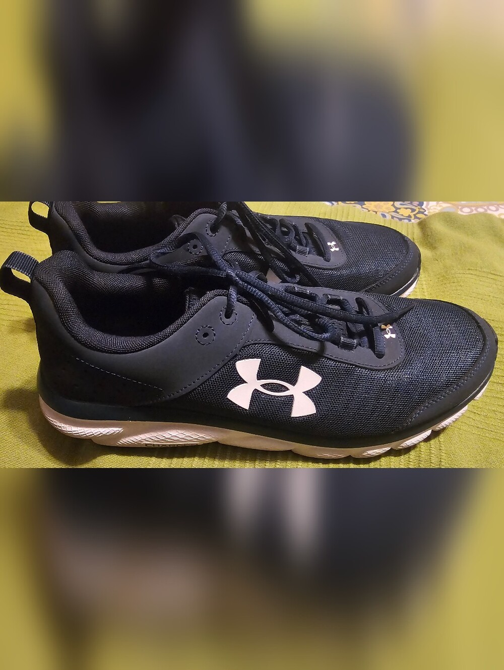 Under Armour Men's Navy Athletic Trainer with White Logo - Picture 4 of 15